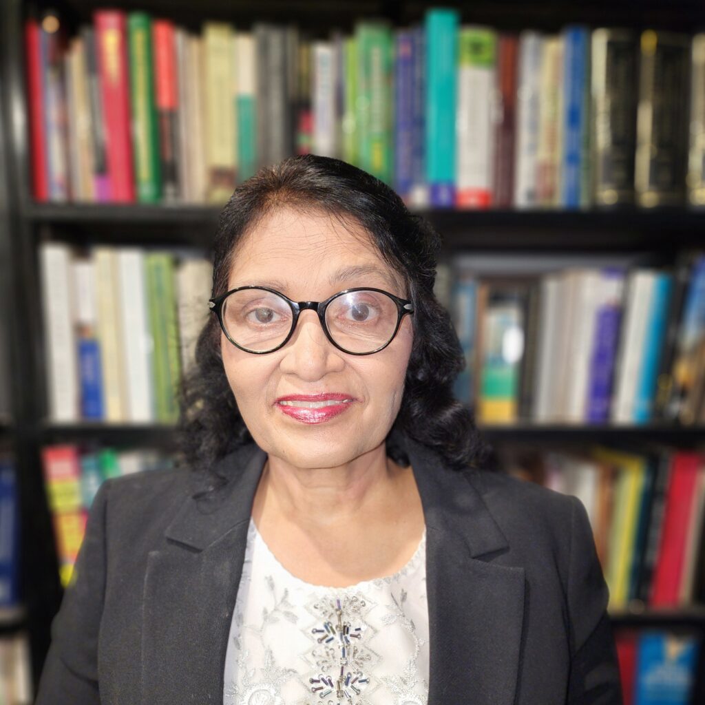 Nikhat Saba 博士肖像
